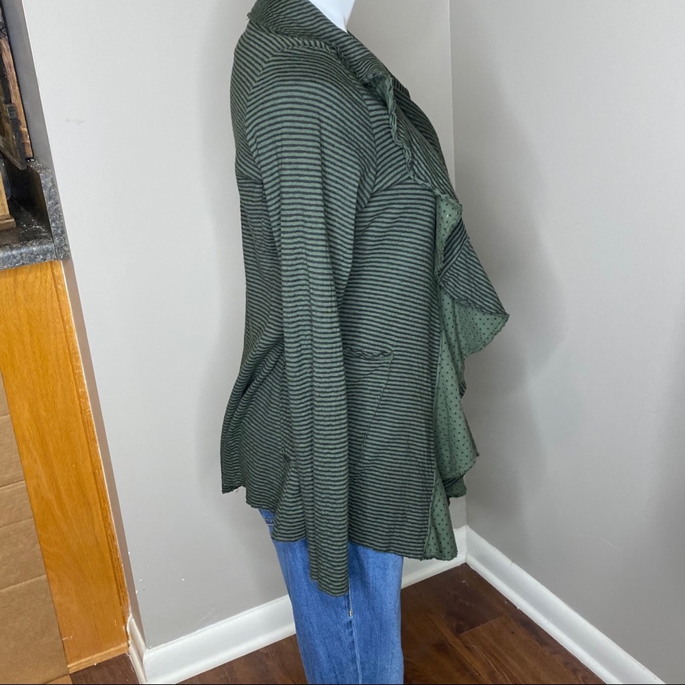 Jūde Green Stripe Ruffled Cardigan - Picture 2 of 9